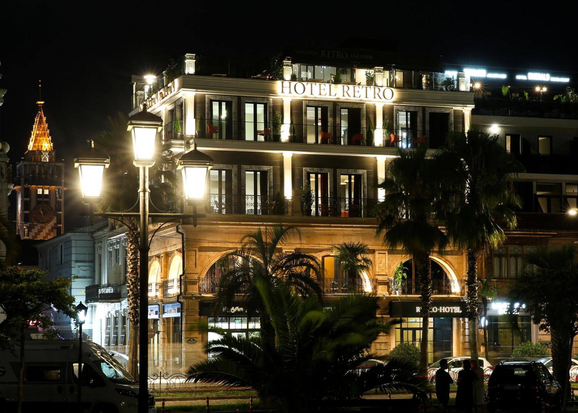 באטומי Hotel Retro מראה חיצוני תמונה