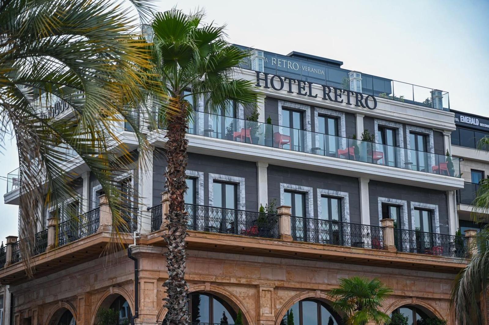 באטומי Hotel Retro מראה חיצוני תמונה