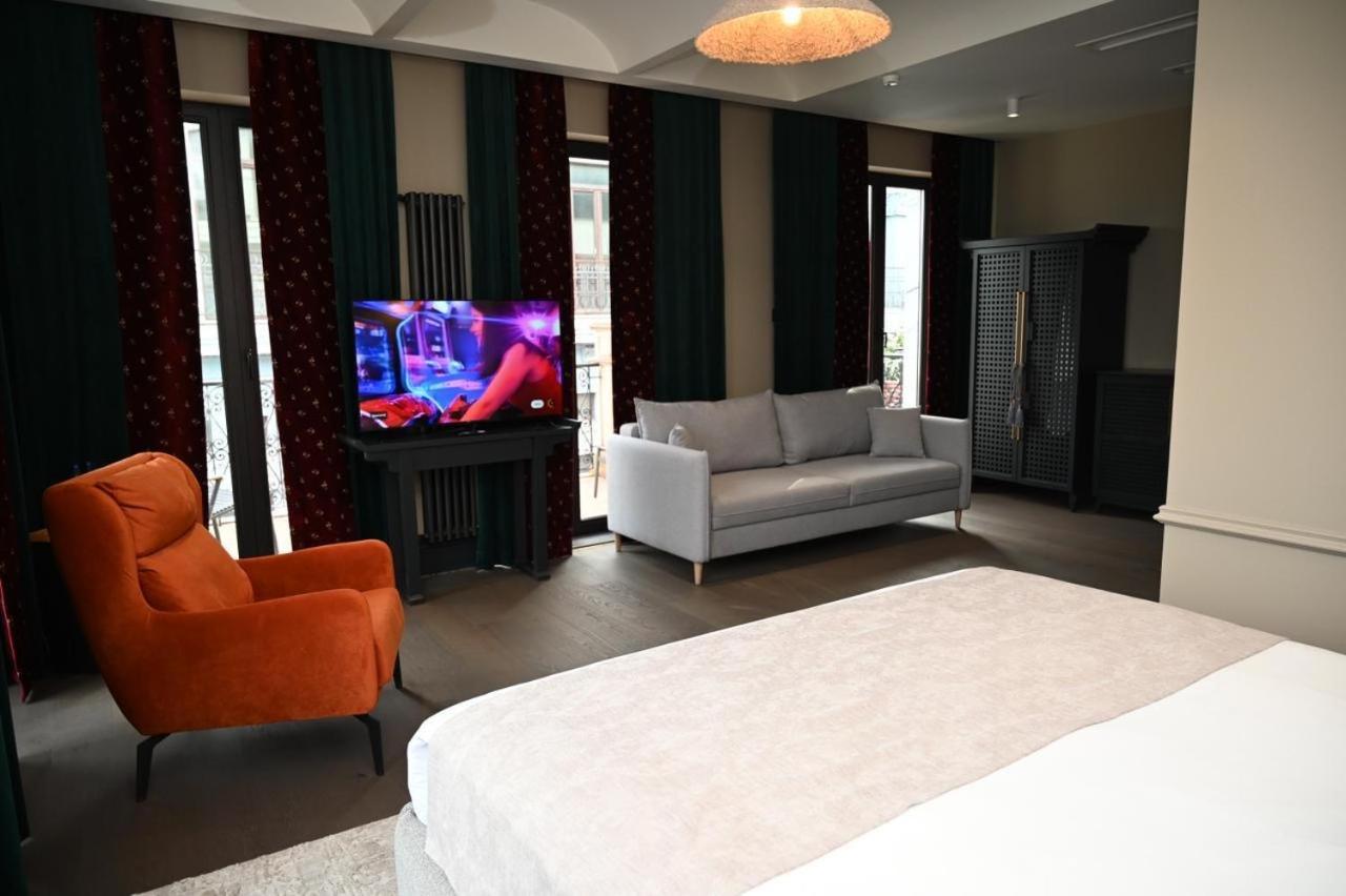 באטומי Hotel Retro מראה חיצוני תמונה